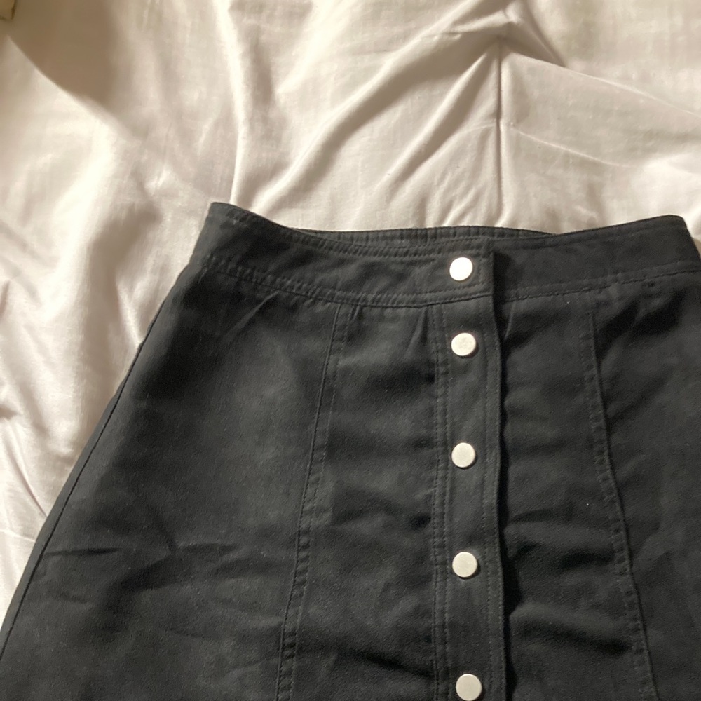 black H&M button skirt